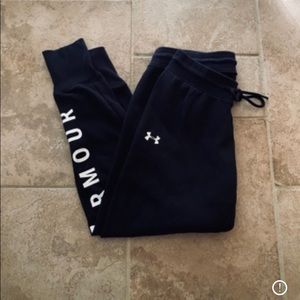 Under Armour sweats! -BLACK